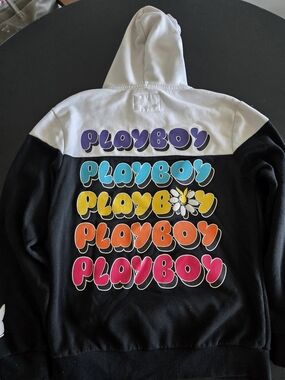 Playboy Colorblock Graphic Hoodie Medium Black White Daisy Stacked Logo